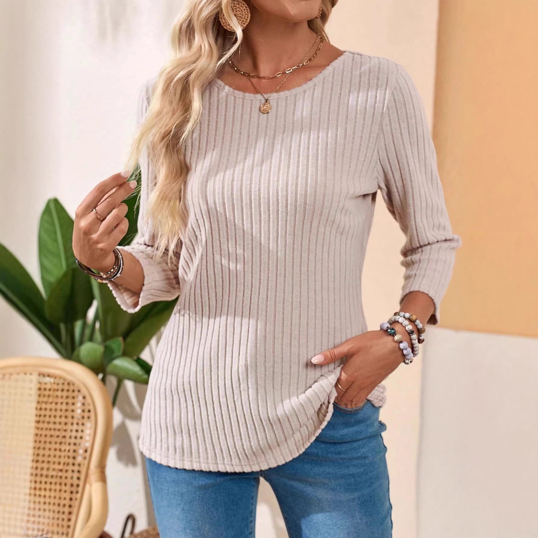 Women's Crew-Neck Ribbed Solid-Color Top With Three-Quarter Sleeves T-Shirt