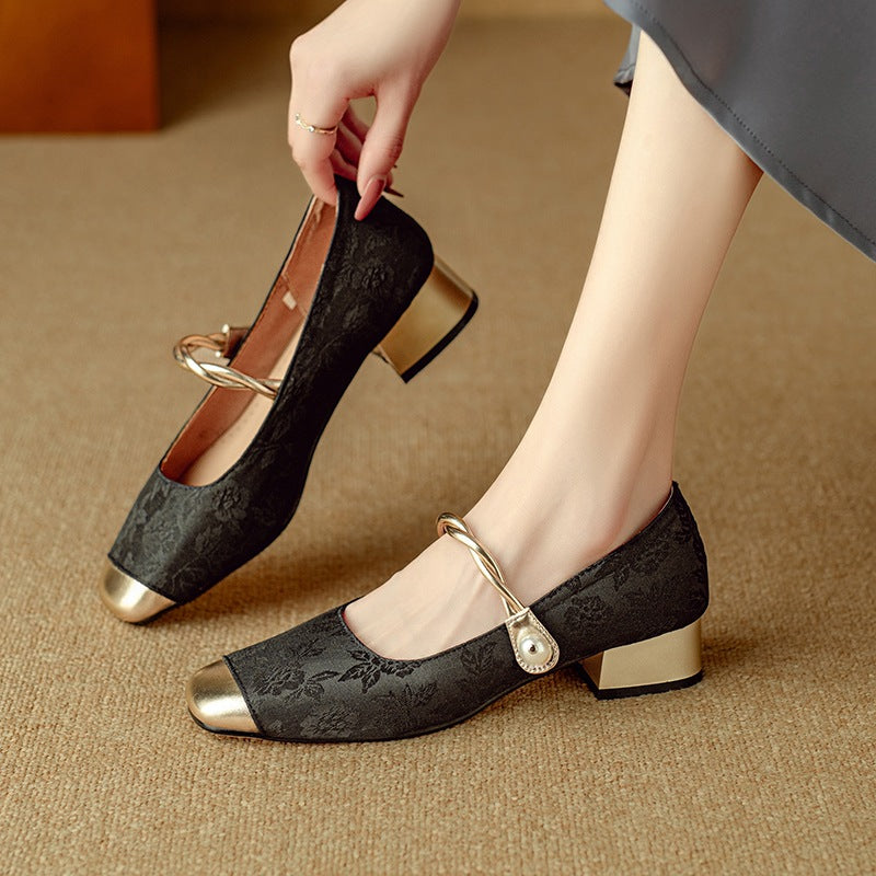 Women's Retro Plus-Size Chunky-Heel Pumps
