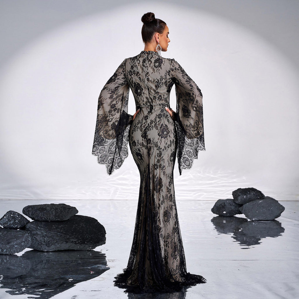 Long Sleeve Round Neck Sexy Lace Banquet Dress